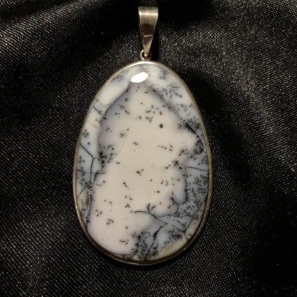 Pendentif en Agate Dendrite serti en Argent 925 | Dans les Yeux de Gaia