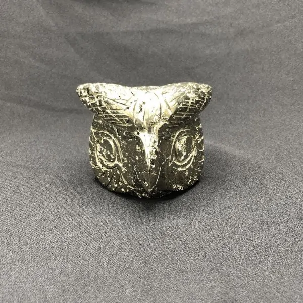 Tête Hibou en Pyrite | Pièces d’Exception | Dans les yeux de Gaïa