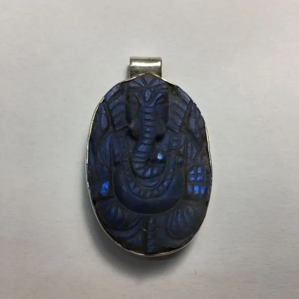 Pendentif Ganesh en Labradorite sur argent - Photo 1 | Dans les Yeux de Gaia