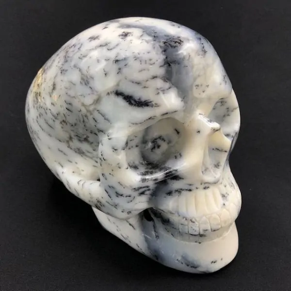 Crâne Agate dendritique ou Merlinite | Crânes de Cristal | Dans les yeux de Gaïa
