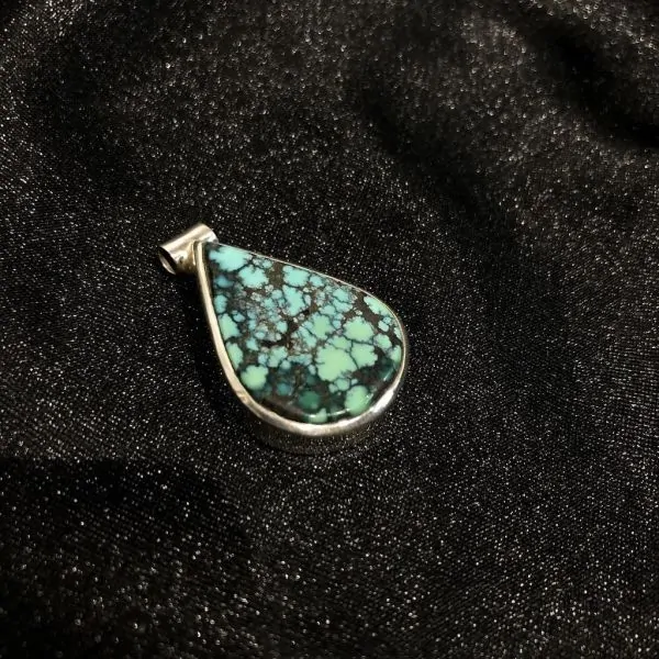 Pendentif Turquoise serti en Argent 925 -8| Pendentifs en Minéraux | Dans les yeux de Gaïa