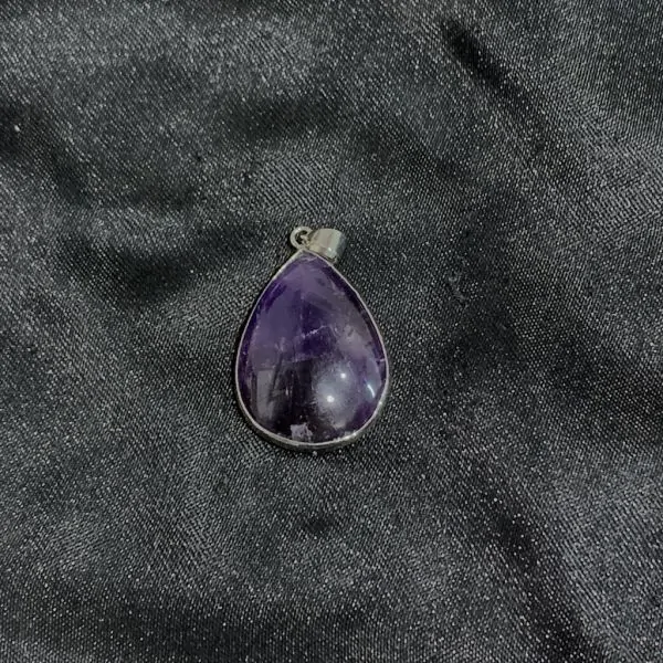 Pendentif Améthyste -1 | Pendentifs en Minéraux | Dans les yeux de Gaïa