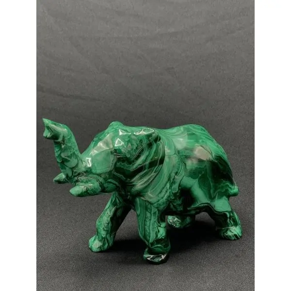 Eléphant en Malachite | Minéraux de collection | Dans les yeux de Gaïa