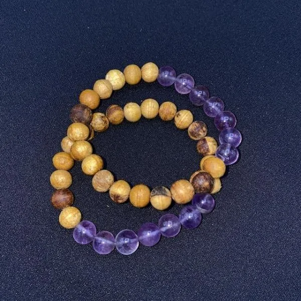 Bracelet en Bois de Palo Santo et Améthyste, photo 2 | Dans les Yeux de Gaia