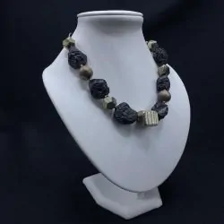 Collier en Pyrite et Tectite