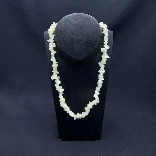 Collier Chips en Jade | Colliers en Minéraux | Dans les yeux de Gaïa