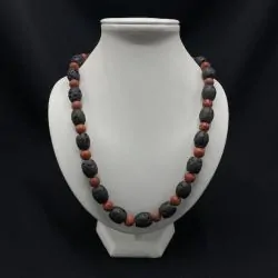 Collier en Pierre de lave et Gorgone -1 | Dans les yeux de Gaïa