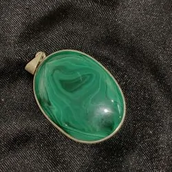 Pendentif en Malachite...