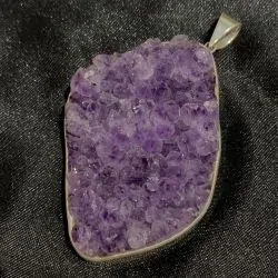 Pendentif Améthyste serti en Argent 925 - Photo 1 | Dans les Yeux de Gaia
