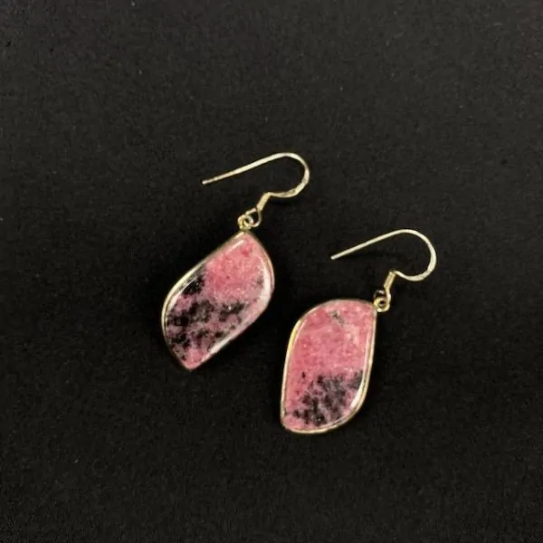Boucles d'oreilles en Rhodonite montées sur Argent, photo 1 | Dans les Yeux de Gaia