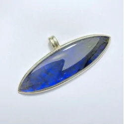 Pendentif Labradorite serti...