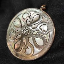 Pendentif Rosace en argent...