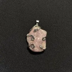Pendentif Lépidolite Serti sur Métal Argenté | Dans les yeux de Gaïa