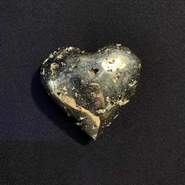 Coeur en Pyrite -4 | Sphères, Oeufs, et Coeurs | Dans les yeux de Gaïa