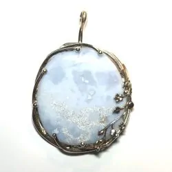 Pendentif en Calcédoine | Pendentifs en Minéraux | Dans les yeux de Gaïa