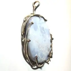Pendentif en Calcédoine