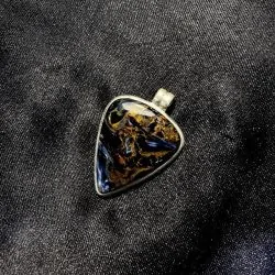 Pendentif en Pietersite...