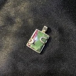 Pendentif en Rubis Zoïsite...