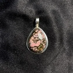 Pendentif Rhodonite en...