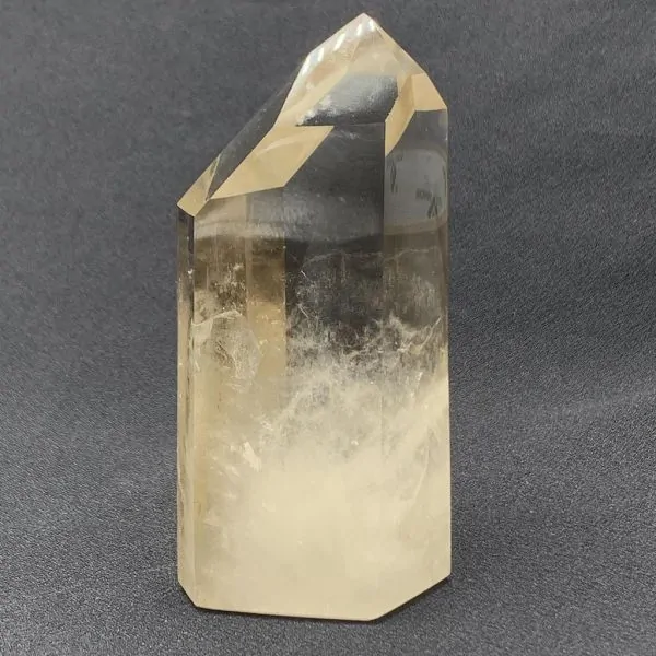 Pointe en Quartz Fumé -2| Minéraux de collection | Dans les yeux de Gaïa