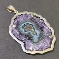 Pendentif Fleur d'Améthyste...