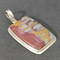 Pendentif Jaspe Serti sur...