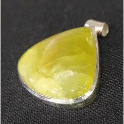 Pendentif en Prehnite sur...