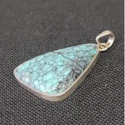Pendentif Turquoise serti...