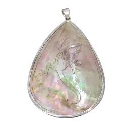 Pendentif Salamandre en argent et nacre -1| Pendentifs en Minéraux | Dans les yeux de Gaïa