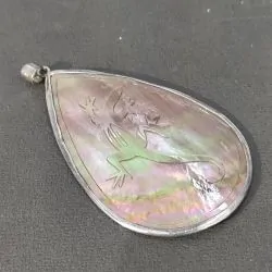 Pendentif Salamandre en...