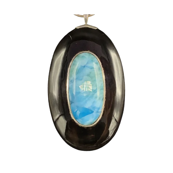 Pendentif Larimar et Corne Serti sur Argent 925 | Pendentifs en Minéraux | Dans les yeux de Gaïa