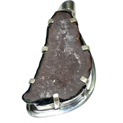 Pendentif en Géode d'Agate monté sur argent massif | Pendentifs en Minéraux | Dans les yeux de Gaïa