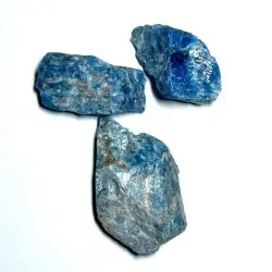 Apatite bleue brute