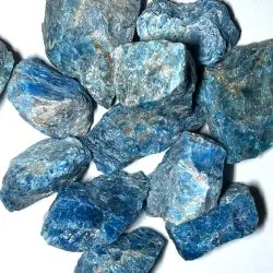 Apatite Bleue Brute 1 l Dans les Yeux de Gaïa