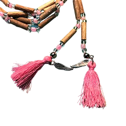 Collier mala en noisetier...