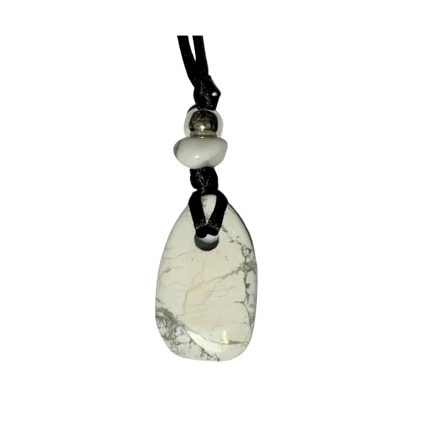 Pendentif en Magnésite de face | Dans les Yeux de Gaïa