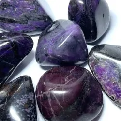Pierre roulée Sugilite top...
