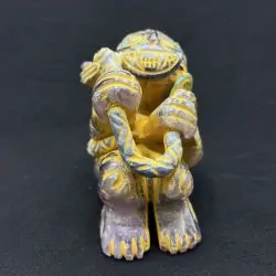 Figurine Pachamama connectée à la Lune vue de face et de haut| Dans les Yeux de Gaïa