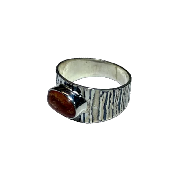 Bague en Pierre de Soleil - profil gauche | Dans les yeux de Gaïa