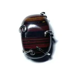 Pendentif en Oeil de Fer