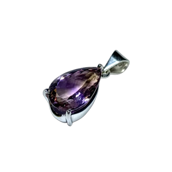 Pendentif en Amétrine Facetté serti sur Argent 925 - de côté | Dans les Yeux de Gaïa