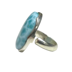 Bague en Larimar serti en...