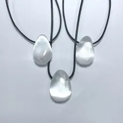 Cabochon en Sélénite