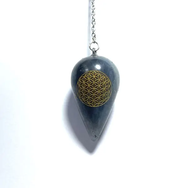 Pendule en Labradorite avec Fleur de vie 1| Dans les Yeux de Gaïa