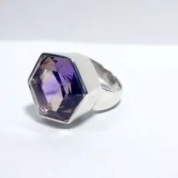 Bague  Amétrine sertie...